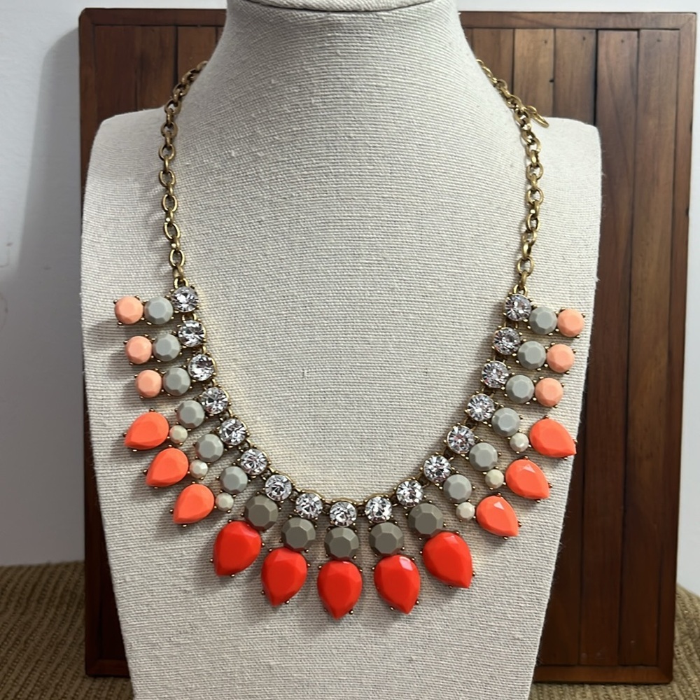 J. Crew Coral Pink Gray Ombre Crystal Rhinestone Teardrop Statement Necklace